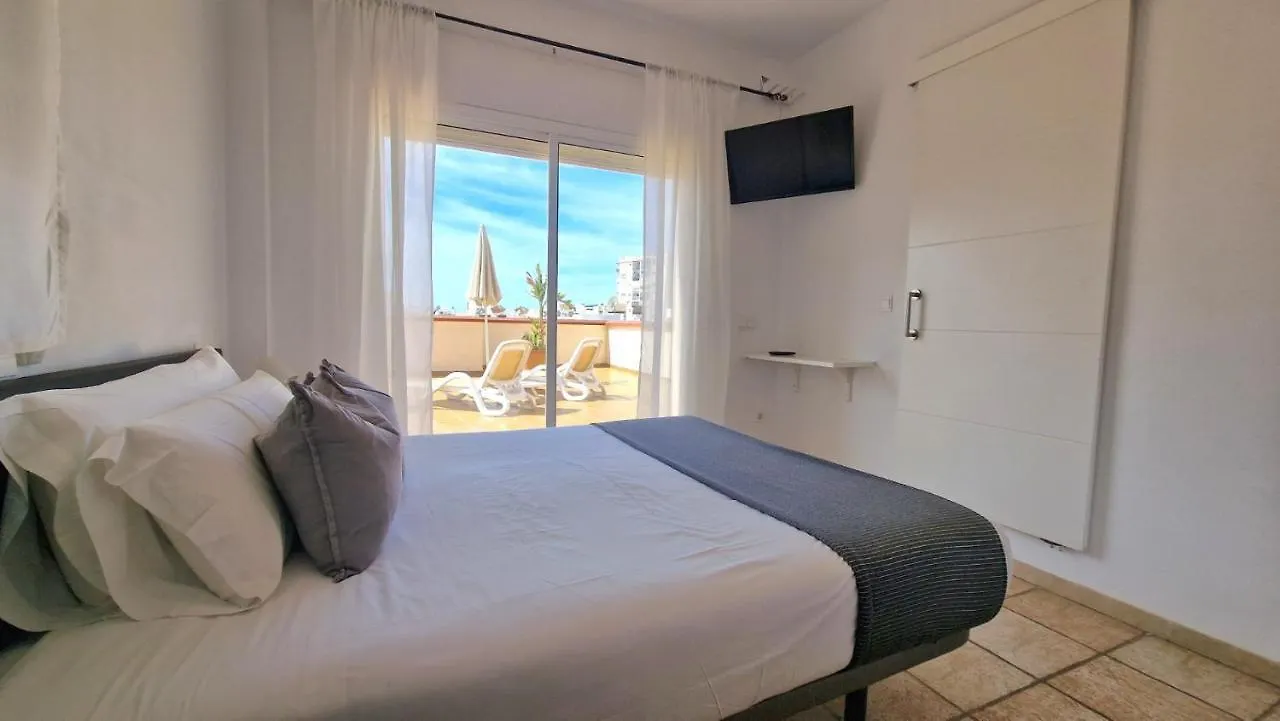 Apartamentos Latin Nerja Aparthotel