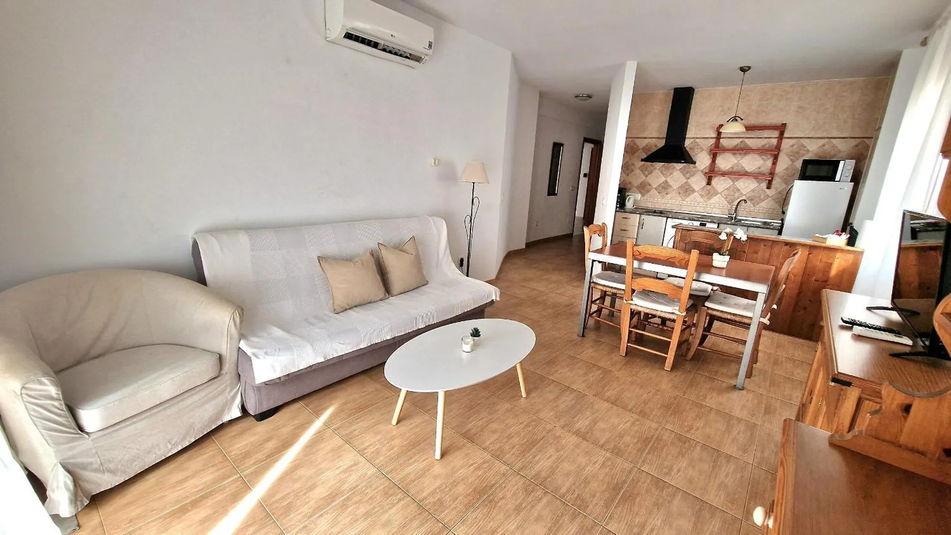 Apartamentos Latin Nerja