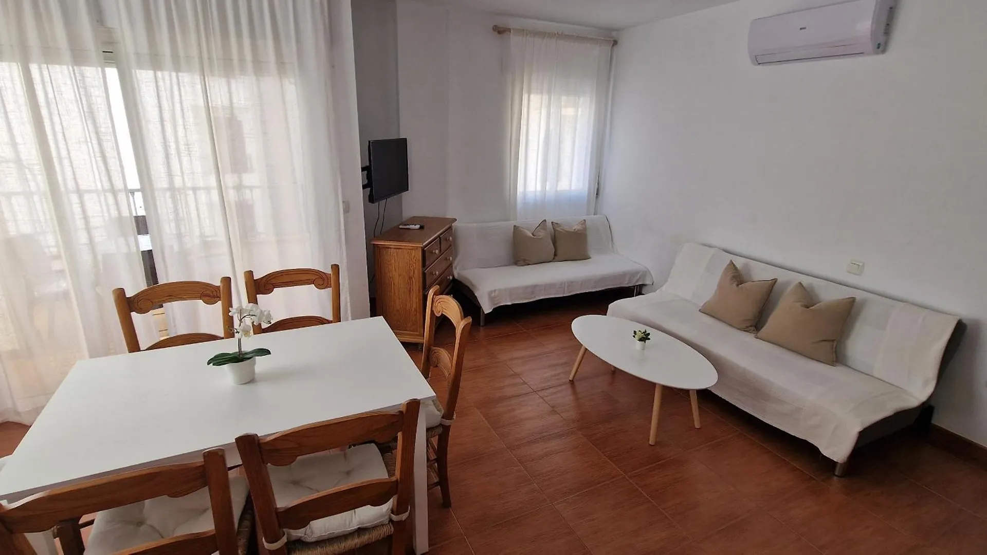 Aparthotel Apartamentos Latin Nerja