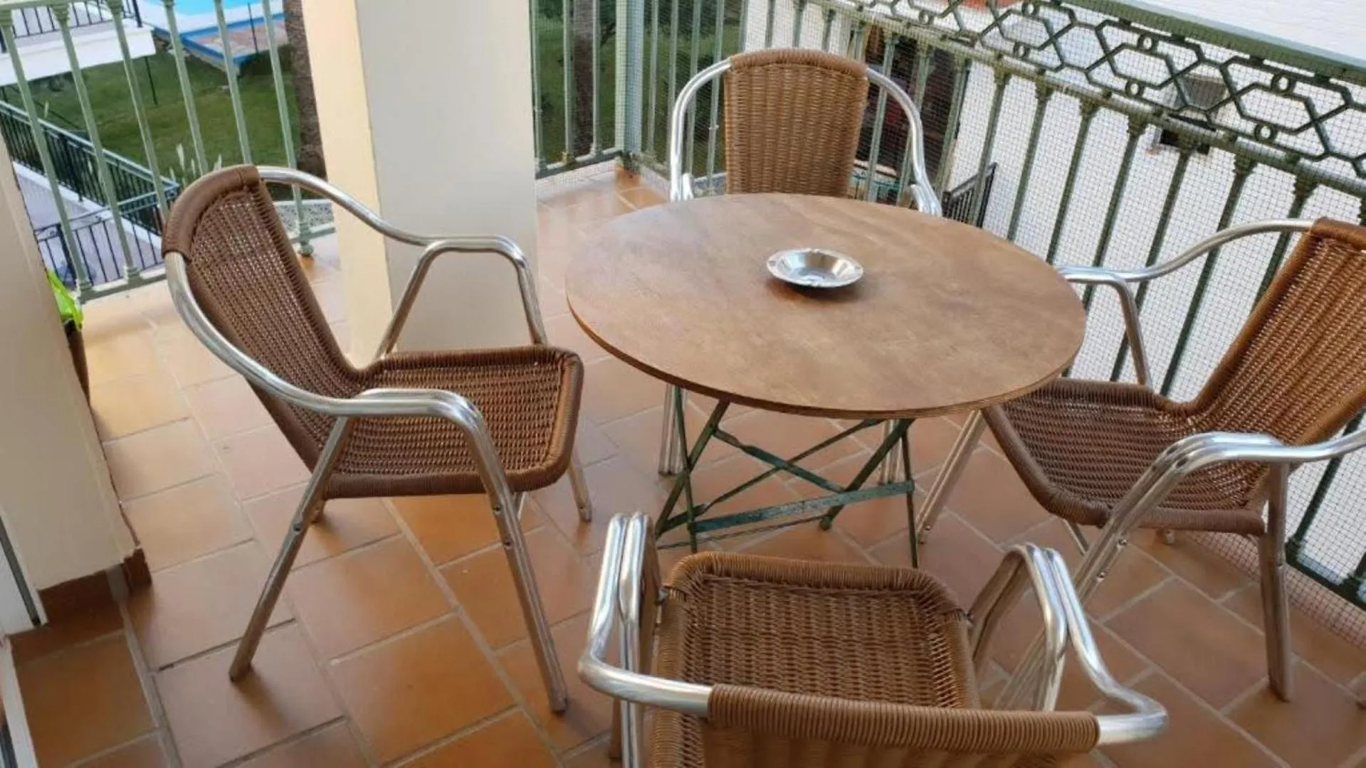 Apartamentos Latin Nerja 0*,