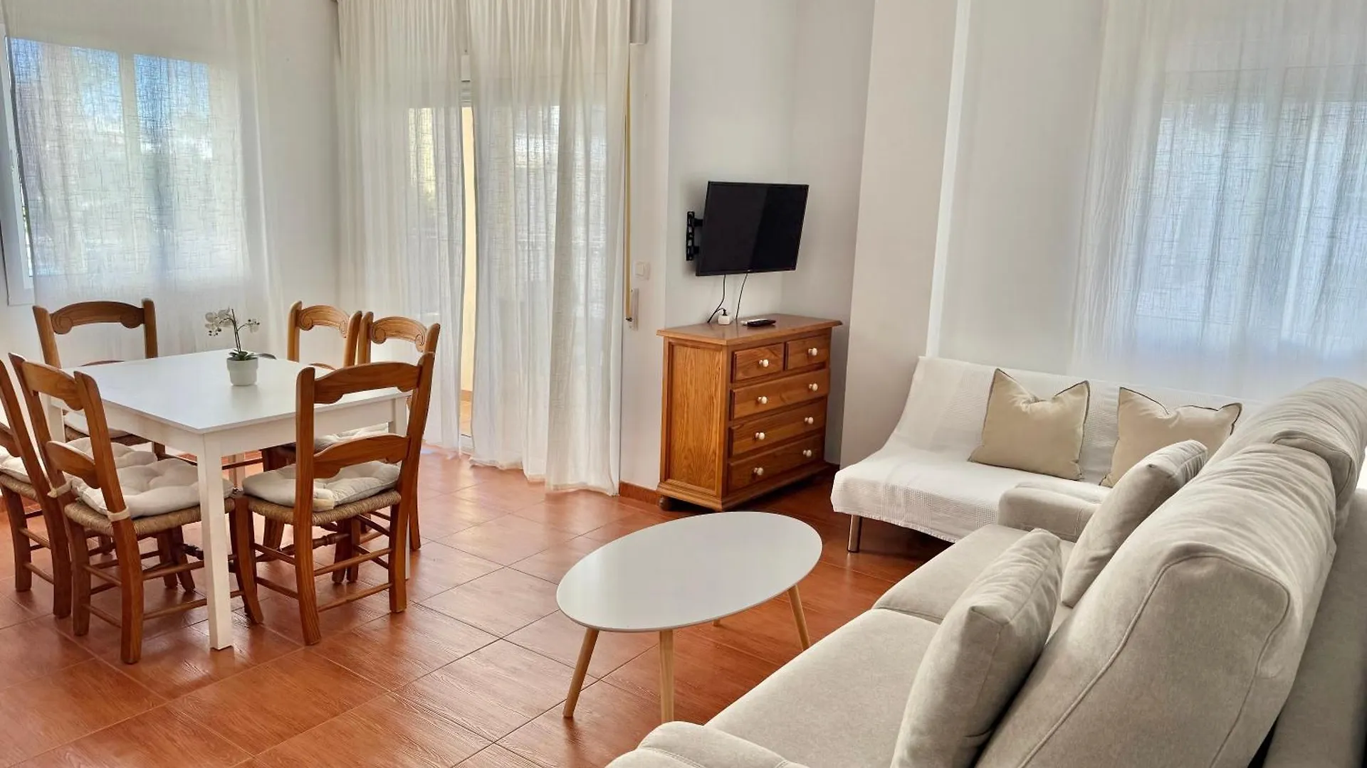 Aparthotel Apartamentos Latin Nerja